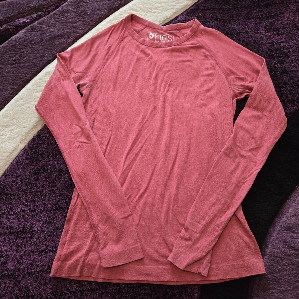 Figs Long Sleeve Tee in Dusty Rose
